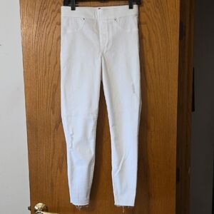 SPANX White Skinny Jeans with Subtle Distressing Size Small